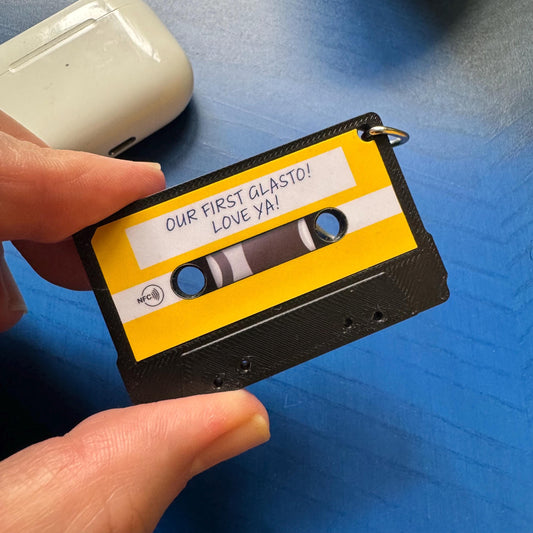 Personalised mixtape keyring - share your favourite music with a tap of the phone